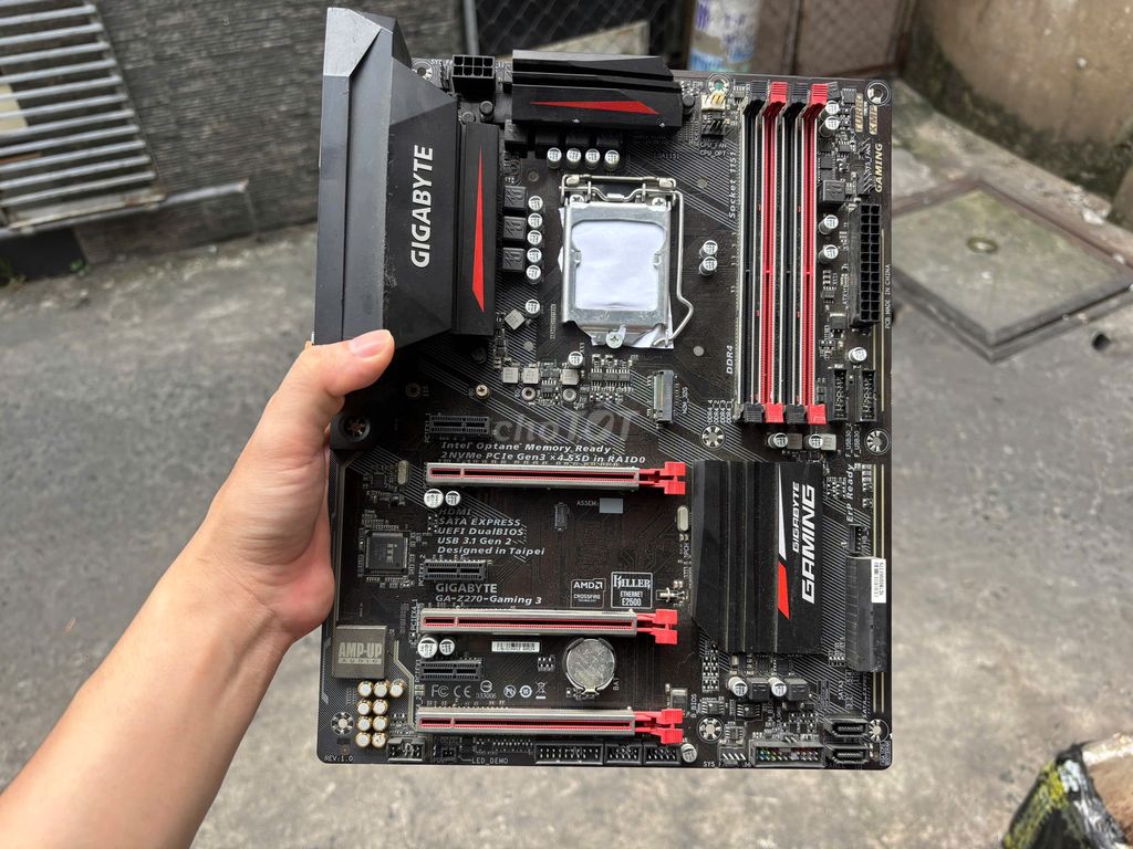 Core i5 6600 + Gigabyte Z270 Gaming 3 + Ram 24GB