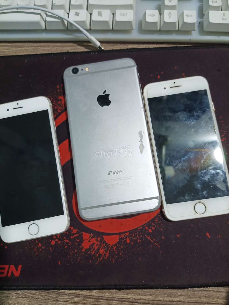 3 cái IPhone màn hình zin hoạt động tốt