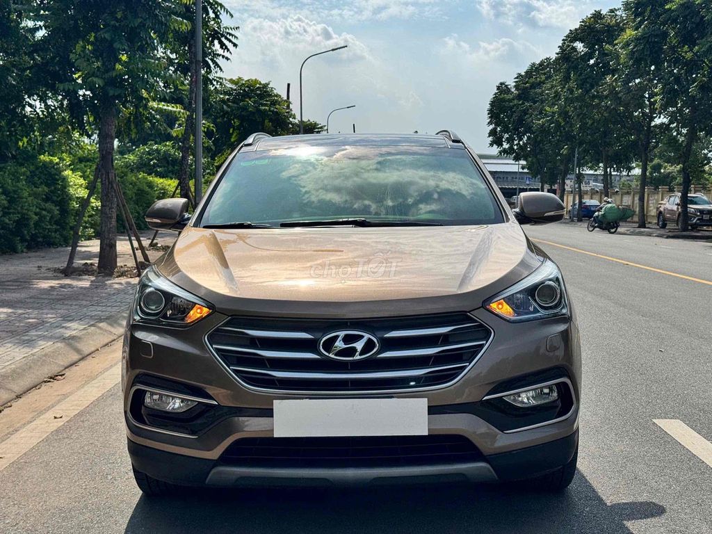 Hyundai Santa Fe 2018 Full Dầu - 90000 k. Mua bán Ô tô tại Quận Long Biên Hà Nội được đăng bởi Bùi Đình Thông hình 1