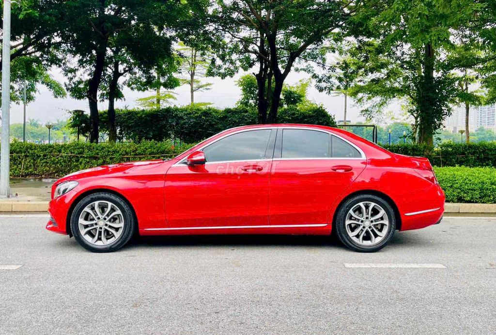 Mercedes Benz C Class 2015 C200 - 80000 km. Mua bán Ô tô tại Quận Cầu Giấy Hà Nội được đăng bởi Quang Huy hình 3