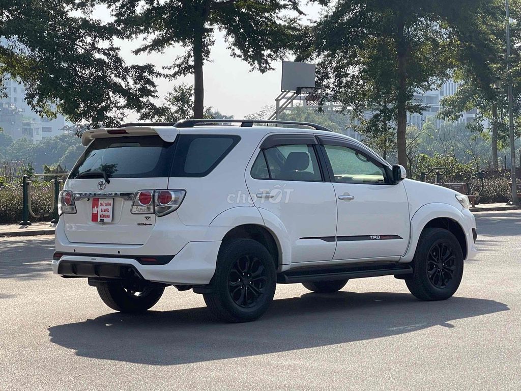 Toyota Fortuner Sportaivo 4x4 cao cấp nhất Sport. Mua bán Ô tô tại Quận Thanh Xuân Hà Nội được đăng bởi Vạn Phát  Auto hình 7