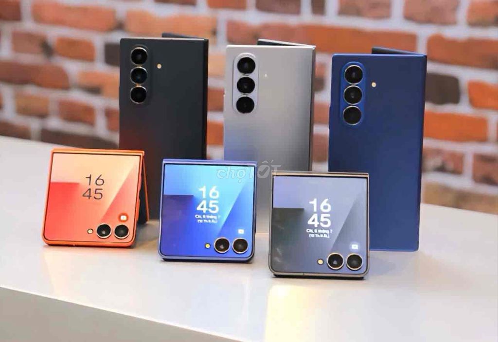 Samsung Z Flip 7 5G 256GB - 512GB Full NewSeal VN. Mua bán Điện thoại tại Quận 5 Tp Hồ Chí Minh được đăng bởi BVTMOBILE HỆ THỐNG BÁN LẺ UY TÍN hình 5