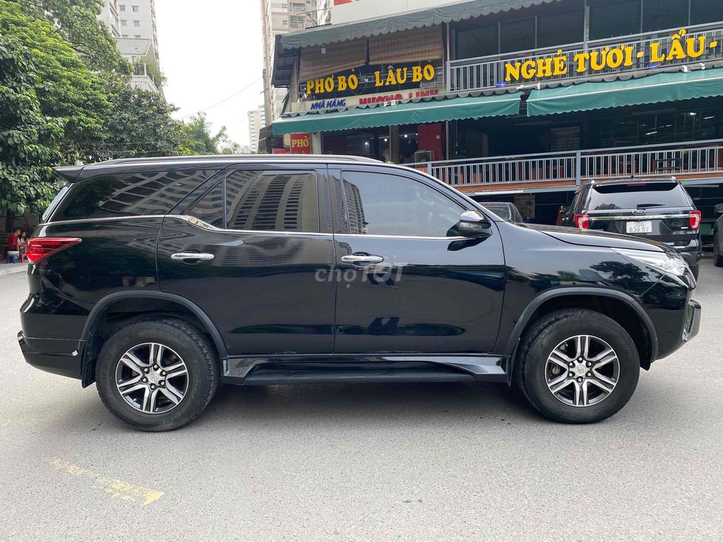 Toyota Fortuner 2019 2.4G 4x2 AT - 94000 km. Mua bán Ô tô tại Quận Thanh Xuân Hà Nội được đăng bởi Nguyen van Nam hình 7