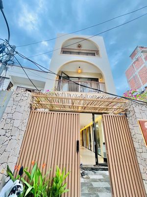 Rent · 7 bd · 300 м² · Quận Ngũ Hành Sơn, ул. Đường Trần Văn Dư
