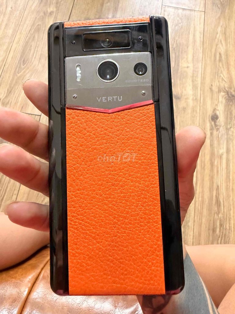 Vertu META VERTU 2 Đen cam. Mua bán Điện thoại tại Quận Hai Bà Trưng Hà Nội được đăng bởi Đoàn hảo hình 1