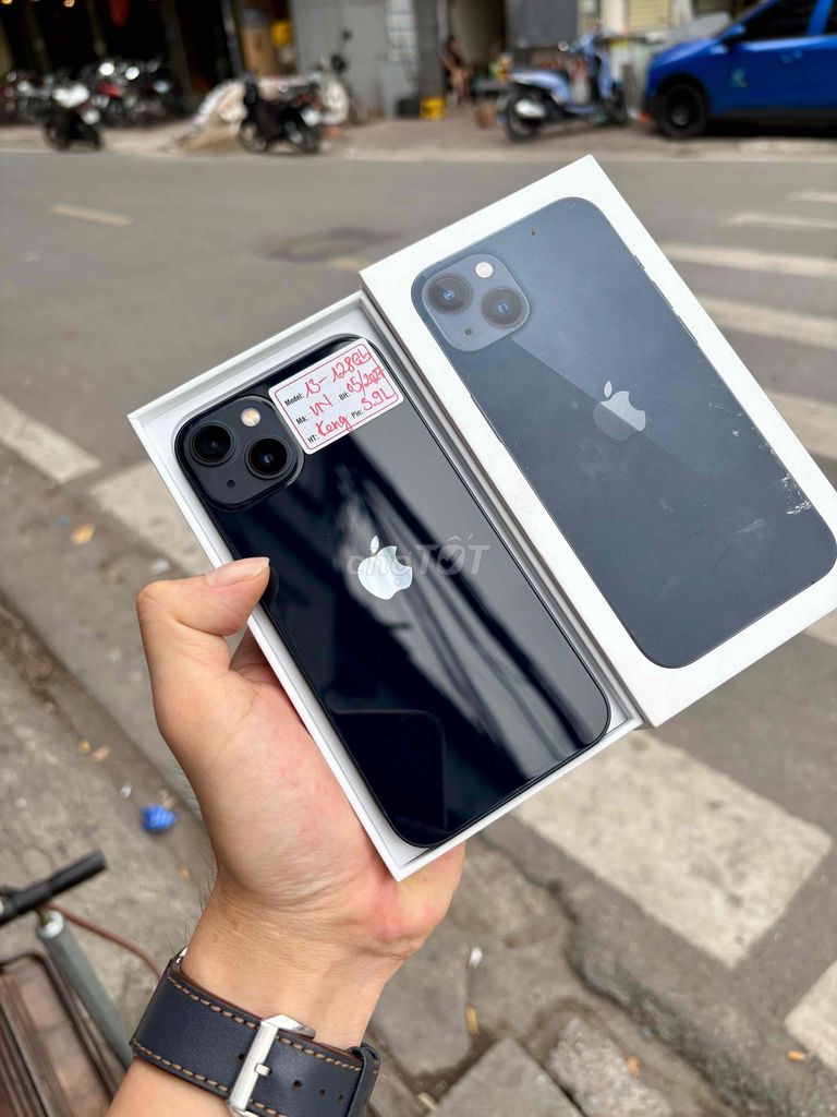 Apple iPhone 13 128GB Midnight VN/A Sạc 5L bh 5/27. Mua bán Điện thoại tại Quận Đống Đa Hà Nội được đăng bởi Quý Hoàng hình 1