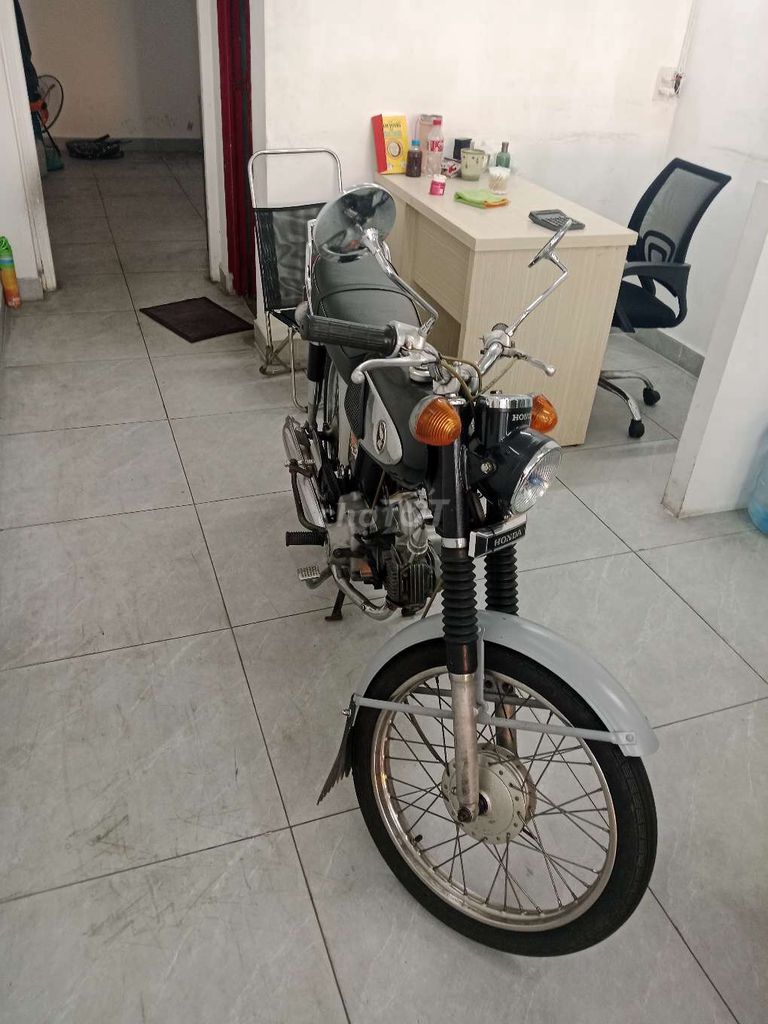 Honda 67 1967 màu Xám. Mua bán Xe máy tại Quận Phú Nhuận Tp Hồ Chí Minh được đăng bởi Phạm Thiên Quốc hình 3