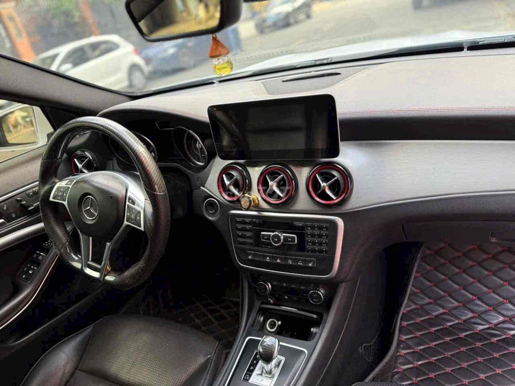 bán gấp mercedes GLA45 AMG 4matic 2015. Mua bán Ô tô tại Quận Bình Thạnh Tp Hồ Chí Minh được đăng bởi kim hạo thiên hình 8