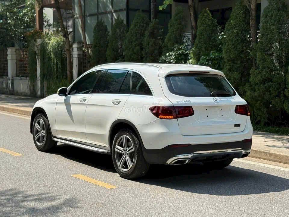 GLC200 Facelift model 2023 1 chủ từ đầu siêu lướt. Mua bán Ô tô tại Quận 7 Tp Hồ Chí Minh được đăng bởi tuấn anh hình 3