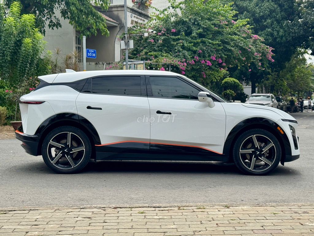 VinFast VF7 Plus 2024 - Trắng - 2v5km - Mua pin. Mua bán Ô tô tại Thành phố Thủ Đức Tp Hồ Chí Minh được đăng bởi OTOCITY hình 7