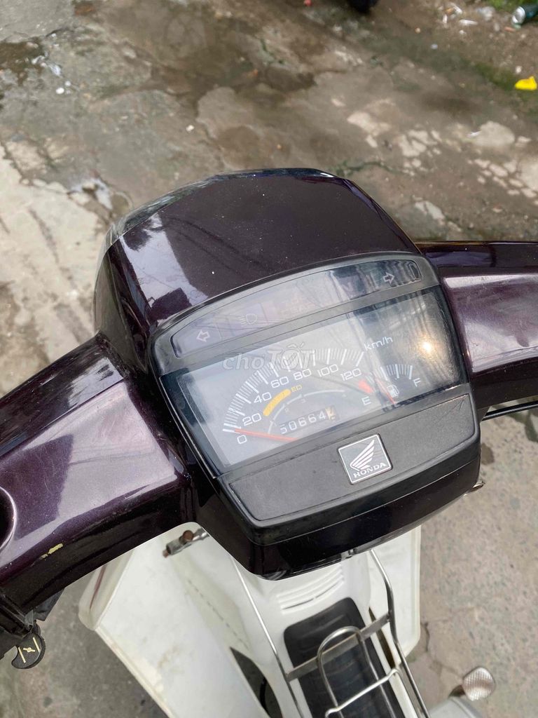Honda Super Dream 2009 xe 9 chủ máy chưa bung. Mua bán Xe máy tại Thành phố Thủ Đức Tp Hồ Chí Minh được đăng bởi Lưu Đại Vỹ hình 4
