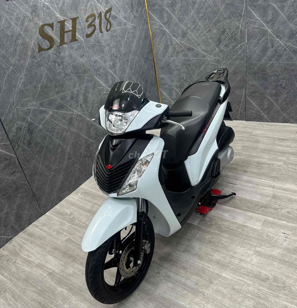 Хонда SH Италия 150 2005 Белая