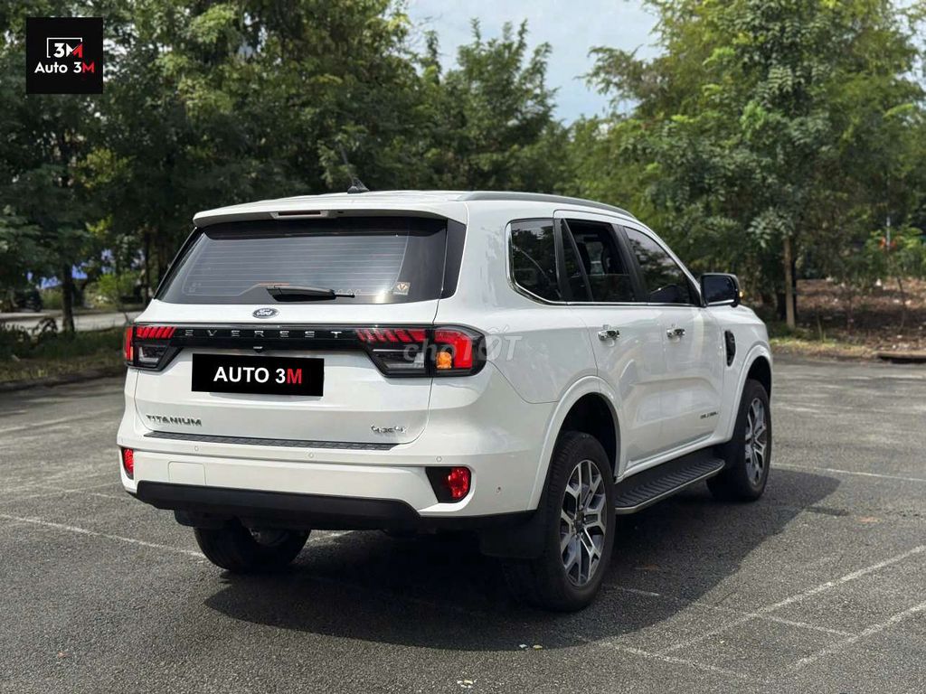 Ford Everest 2023 Titanium 2.0 AT 4x4 - 35000 km. Mua bán Ô tô tại Thành phố Thủ Đức Tp Hồ Chí Minh được đăng bởi VÕ NGỌC HOÀNG hình 6