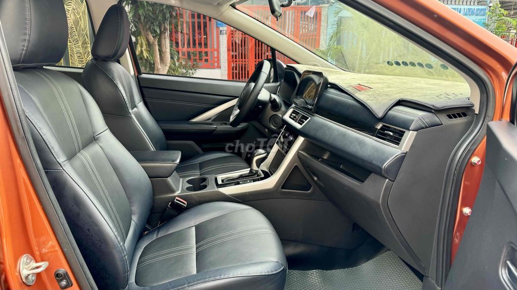 Mitsubishi Xpander Cross 2022 - 51000 km. Mua bán Ô tô tại Huyện Bình Chánh Tp Hồ Chí Minh được đăng bởi TAN THANH AUTO hình 8