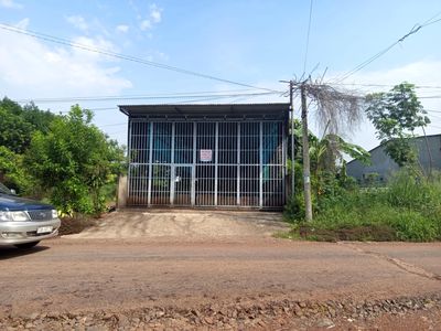 Nhà ở cấp 4, diện tích 400m², 2 phòng ngủ,. Cho thuê nhà ở tại Thành phố Đồng Xoài Bình Phước được đăng bởi Hoàng Thanh Tân