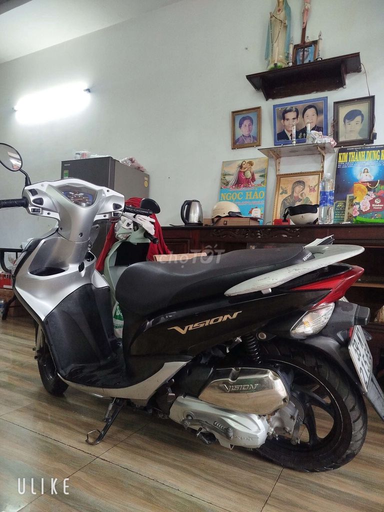 Honda Vision 2012, черный, номер 59