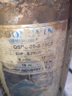Máy bơm chìm 0.75kw. Mua bán Nội thất, đồ gia dụng khác tại Huyện Thanh Chương Nghệ An được đăng bởi Thái Đăng Nguyên