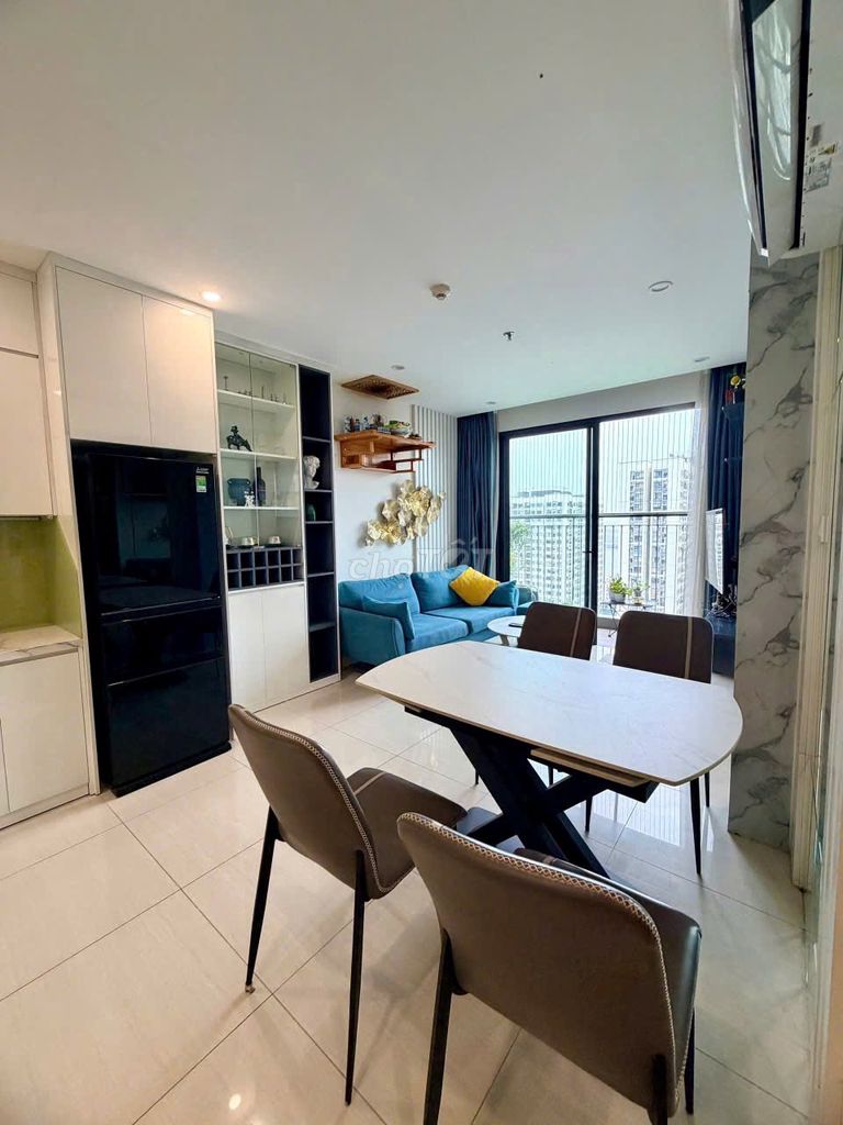 Квартира 2 спальни в Vinhomes Ocean Park с прекрасным видом, готовое свидетельство