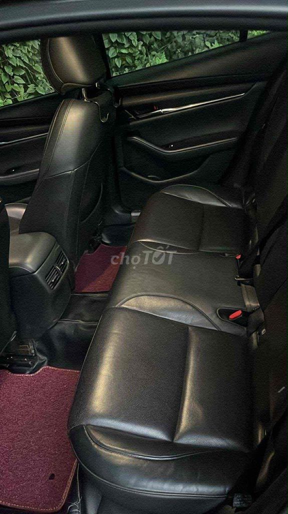 Mazda 3 2020 Sedan 1.5L Premium - 45000 km. Mua bán Ô tô tại Thành phố Buôn Ma Thuột Đắk Lắk được đăng bởi Nguyễn Xuân Vinh hình 3