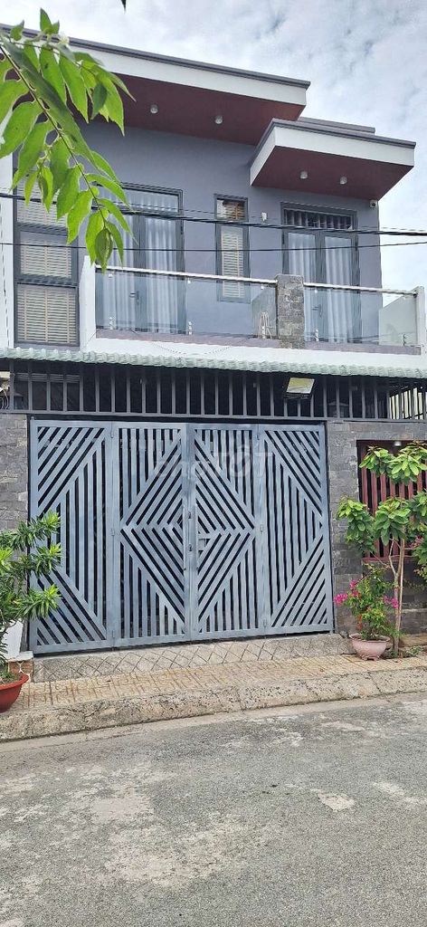 BÁN NHÀ 2 TẦNG TẠI ĐG LONG THUẬN - ĐẢO KIM CƯƠNG Q9,DT: 84m².Giá 5.2ty