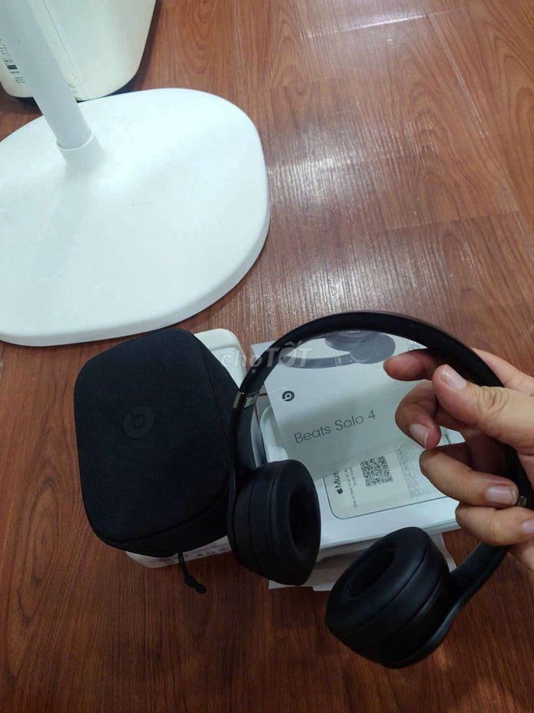 Tai nghe Beats Solo 4 Đen zin đẹp fullbox. Mua bán Tivi, Âm thanh tại Quận 12 Tp Hồ Chí Minh được đăng bởi Thành Phát hình 1