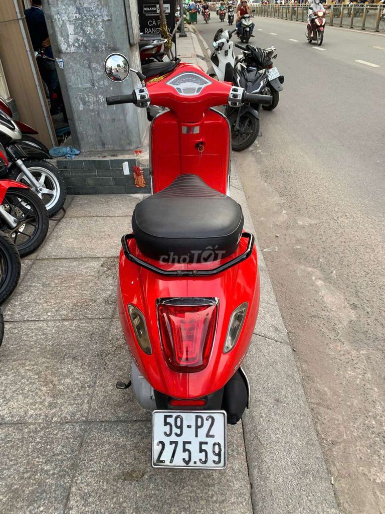 Vespa Primavera 3v2015 mới 90% bstp chính chủ. Mua bán Xe máy tại Quận Tân Phú Tp Hồ Chí Minh được đăng bởi Tuanduy hình 5