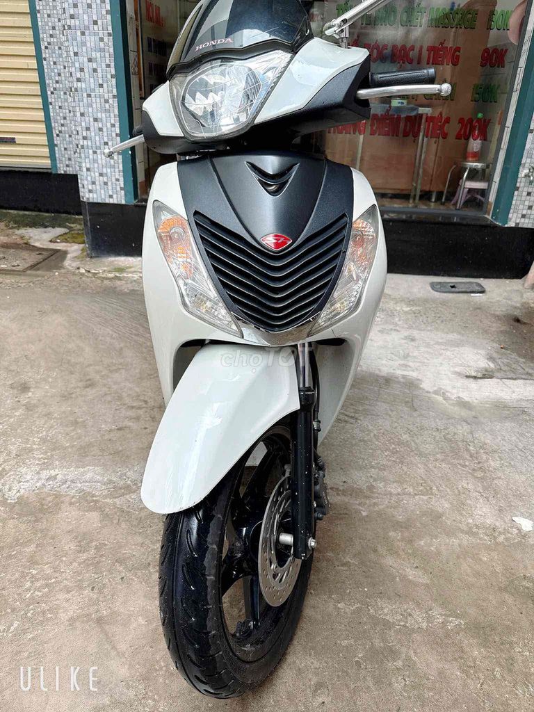 CẦN BÁN GẤP SH Ý ĐỜI 2012 ĐỜI 1111 GIÁ MỀM. Mua bán Xe máy tại Quận 1 Tp Hồ Chí Minh được đăng bởi BĐS Hiệu Nguyễn hình 1