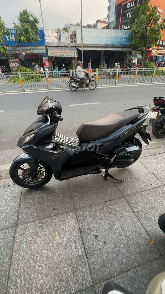 Honda air blade 160 ABS 2023 mới 90% Bstp chính ch. Mua bán Xe máy tại Quận Tân Phú Tp Hồ Chí Minh được đăng bởi Tuanduy hình 1