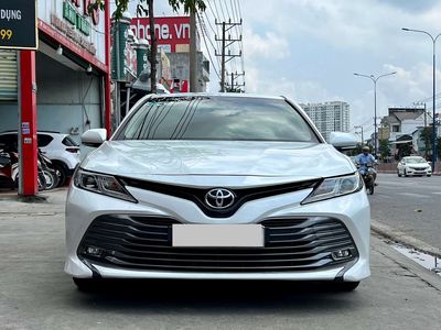 Toyota Camry 2.0G 2020 xe 1 chủ mua mới.Đi giữ gìn