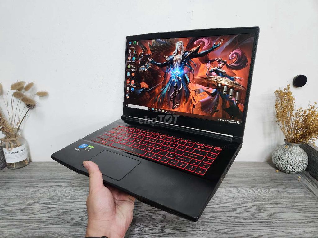 MSI Gaming vỏ nhôm : Core i5-11400H / GTX 1650