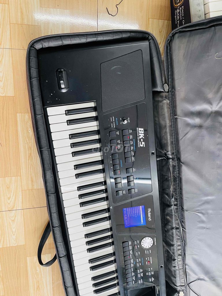 Đàn roland BK5