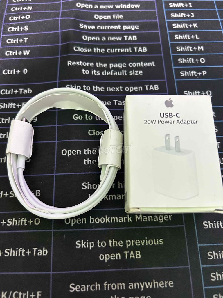 Sạc Apple USB-C 20W Trắng Mới. Mua bán Phụ kiện (Màn hình, Chuột...) tại Huyện Thoại Sơn An Giang được đăng bởi Tấn Phước hình 1