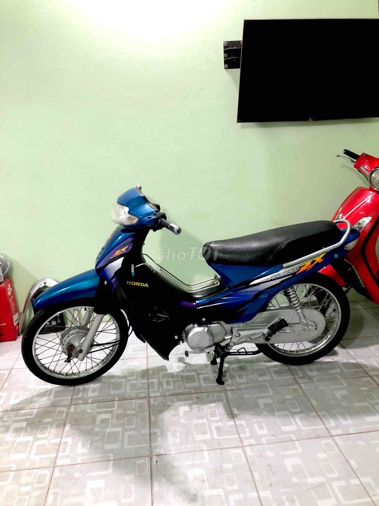 Honda Wave ZX синий, супертихий мотор, ПТС на месте, отличное состояние