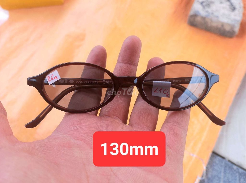 Kính mát Nữ Elite Models EM7820. Mua bán Phụ kiện thời trang khác tại Huyện Phúc Thọ Hà Nội được đăng bởi Hoàng Duy Được hình 1