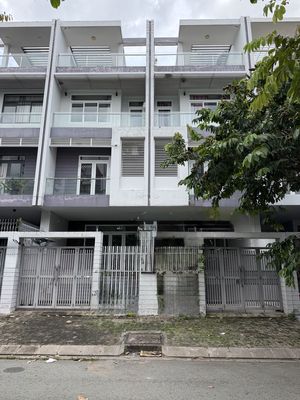 Bán Nhà 10x20m hầm 3 lầu KDC Dương Hồng Xã Bình Hưng, Bình Chánh