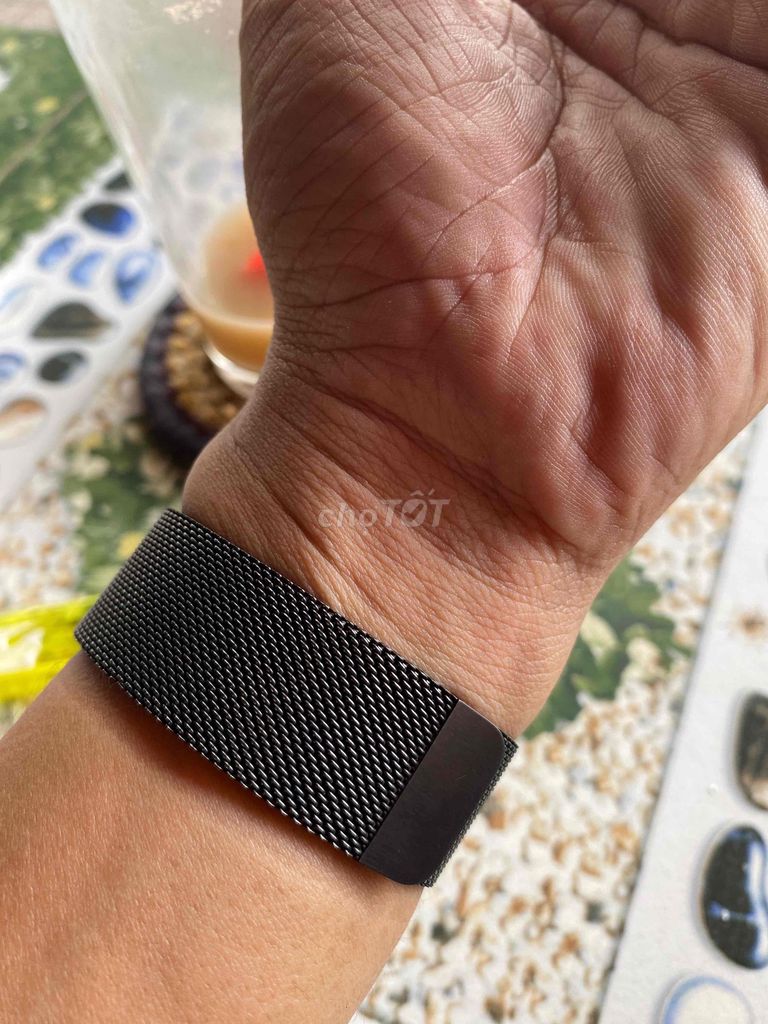 Apple Watch Series 3 Nhôm Đen. Mua bán Thiết bị đeo thông minh tại Thành phố Vĩnh Long Vĩnh Long được đăng bởi Liverpool Jesse hình 1