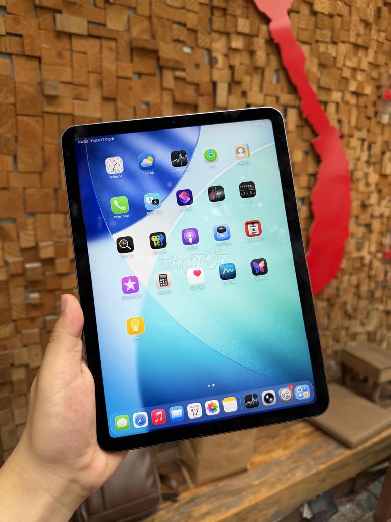 Air 4 64gb only wifi zin full đẹp 98%. Mua bán Máy tính bảng tại Quận Hoàng Mai Hà Nội được đăng bởi Ngô Tuấn Anh hình 1