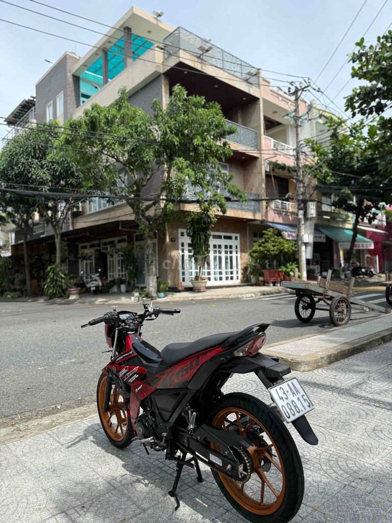 Nhượng lại Satria bs43 siêu đẹp máy móc nguyên rin. Mua bán Xe máy tại Quận Sơn Trà Đà Nẵng được đăng bởi Huan Motor hình 3