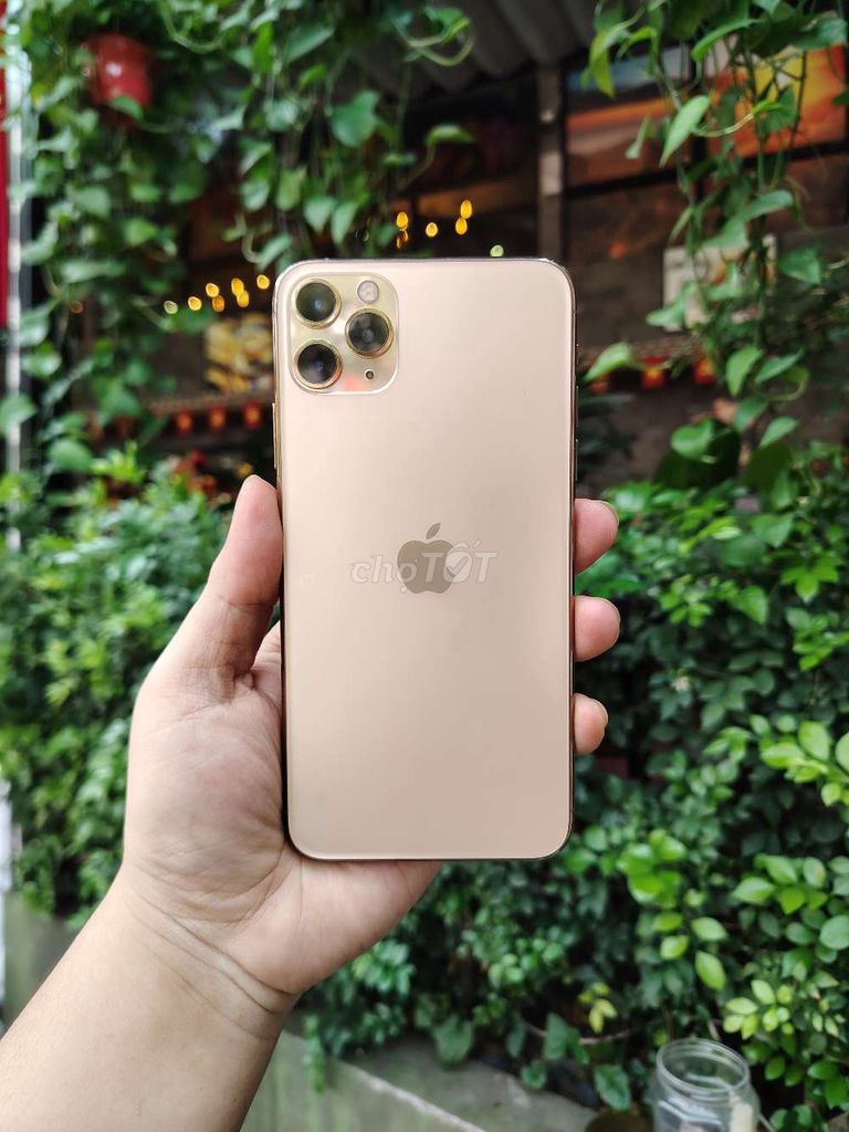 Apple iPhone 11 Pro Max 256GB Vàng. Mua bán Điện thoại tại Quận Hải An Hải Phòng được đăng bởi Đoàn Hoàng Vân San hình 1