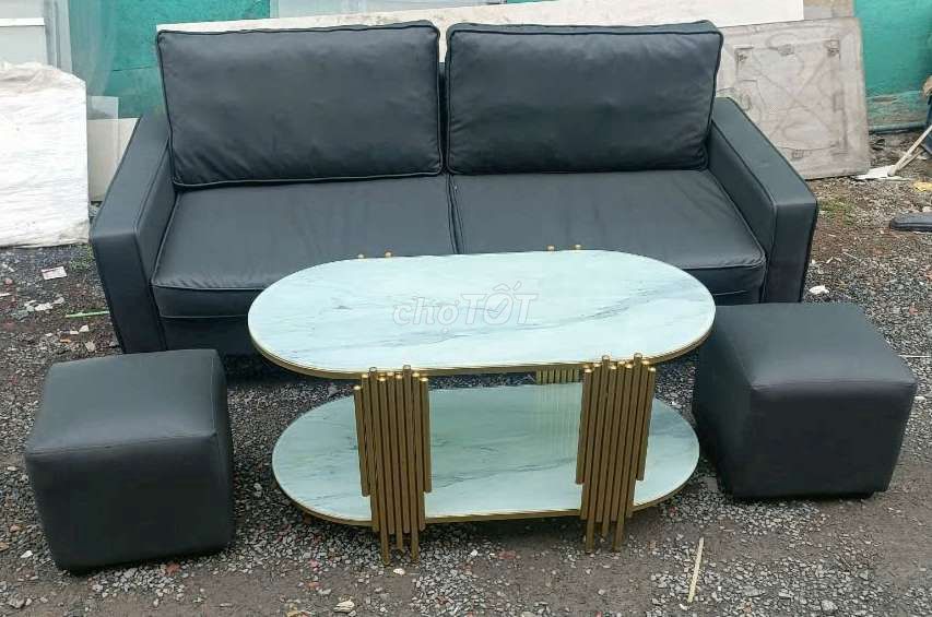 Sofa nệm đẹp mới  như hình 100%, có 2 bộ. Mua bán Bàn ghế tại Huyện Bình Chánh Tp Hồ Chí Minh được đăng bởi Trần Đạt Phát hình 1