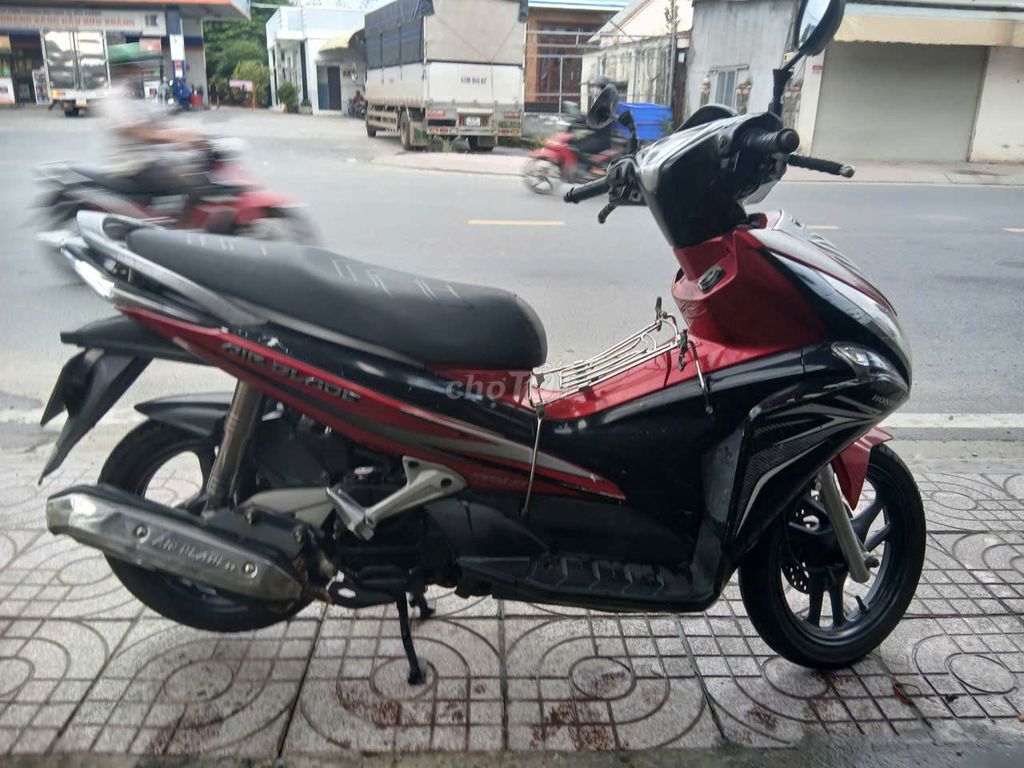 Honda Airblade с номерами Хошимина