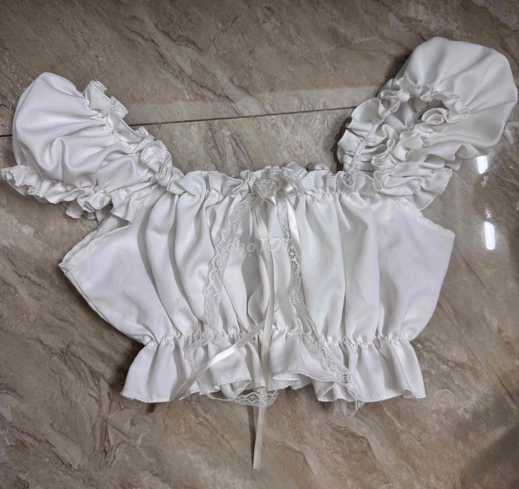 Áo croptop nữ. Mua bán Quần áo tại Quận Long Biên Hà Nội được đăng bởi Phan Đỗ Ngọc Anh hình 1