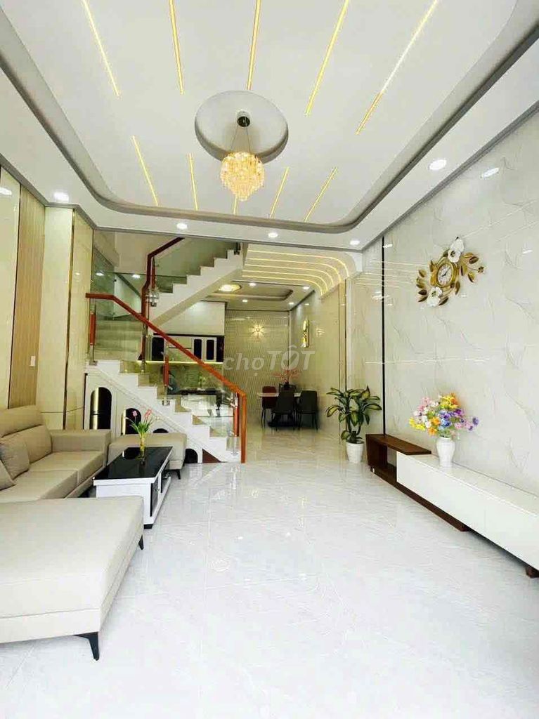 Bán Nhà 3 Tầng - Ngang Hiếm 5m - Đường 6m - Kế Aeon Tên lửa, Bình Tân