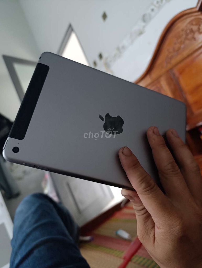 Ipad mini4 4g 128g like new. Mua bán Máy tính bảng tại Huyện Trảng Bom Đồng Nai được đăng bởi Quốc Thái hình 1
