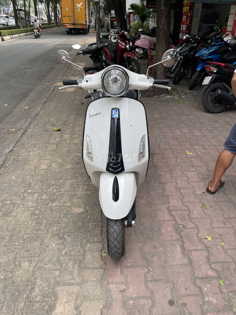 Piaggio Vespa Primavera 2013 Trắng. Mua bán Xe máy tại Thành phố Biên Hòa Đồng Nai được đăng bởi Phương nguyễn  hình 8