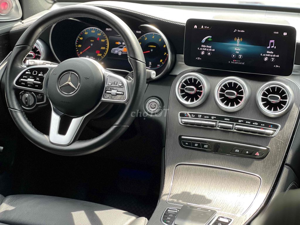 Mercedes GLC300 4Matic 2021 Siu Lướt 33000 km. Mua bán Ô tô tại Quận Bình Tân Tp Hồ Chí Minh được đăng bởi Hoàng Thọ hình 10