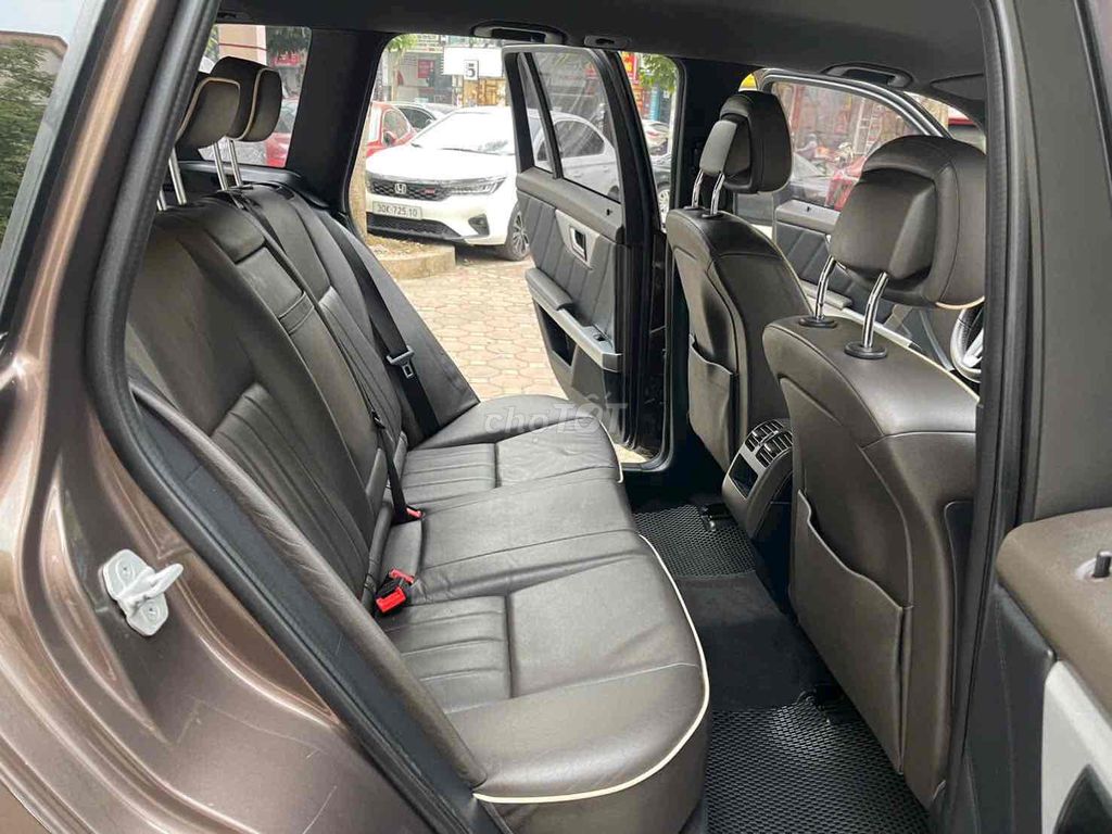 Mercedes Benz GLK Class 2014 250 4MATIC - 77000 km. Mua bán Ô tô tại Quận Cầu Giấy Hà Nội được đăng bởi Nguyễn mạnh trường hình 11