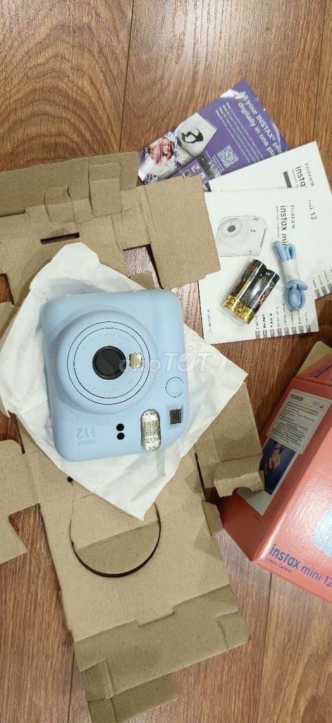 Máy ảnh Instax Mini 12. Mua bán Máy ảnh, Máy quay tại Quận 7 Tp Hồ Chí Minh được đăng bởi Phan Chi Lan hình 1