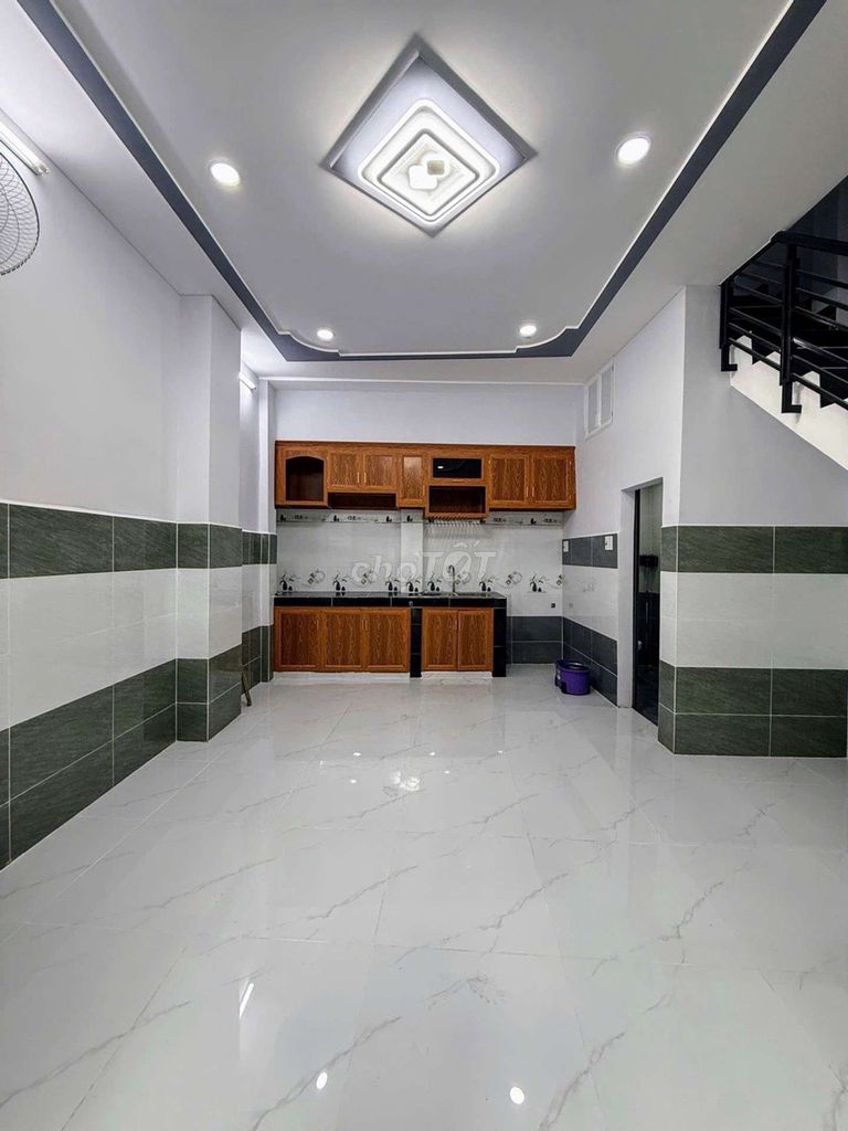 Ngay Tên Lửa Bx Miền Tây 2 tầng mới gần mặt tiền
