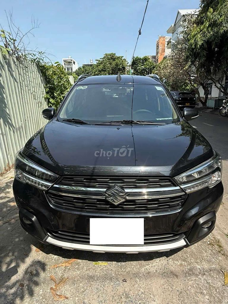 Suzuki XL7 đời 2021 -GLX AT màu Xanh Đen